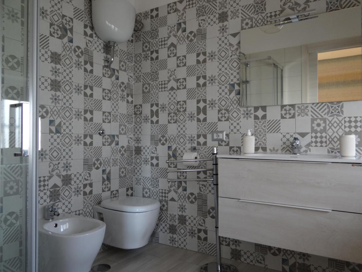 White Lady Apartment